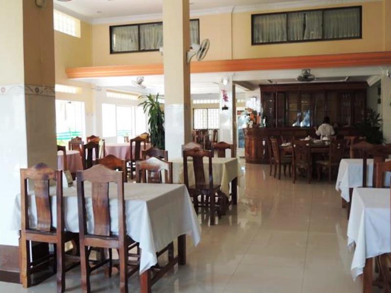Reaksmey Battambang Hotel Exterior photo